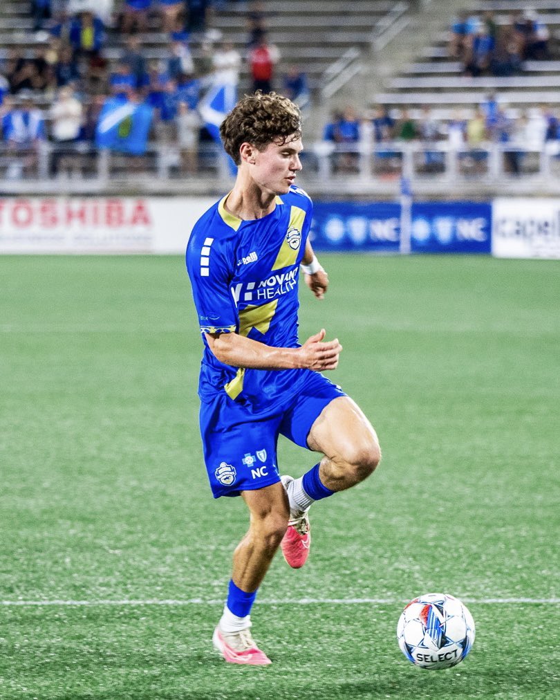 Independence's tweet photo. ✌️ professional debuts!!

Congratulations to Isaac Scheer and Denzel Akyeampong on making their @USLLeagueOne pro debuts at last night’s Home Opener. 💙
#WeAreCLT #char10tte https://t.co/hM79v0EJRJ