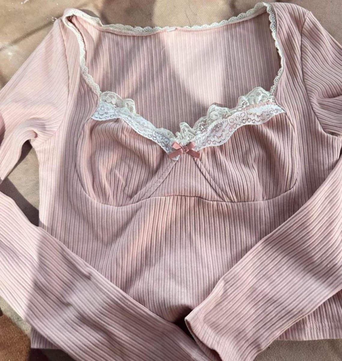 coresza_'s tweet photo. /ᐠ. ｡.ᐟ\ᵐᵉᵒʷˎˊ˗ 𖦹 
 💡ส่งต่อคับ 150ส่งฟรีคับ🍒 ⭒ใส่ไปรอบเดียว
Size L ขอ��ูตอนใส่ได้ค่ะ

ᘏ⑅ᘏ #ส่งต่อเสื้อผ้า #ส่งต่อเสื้อผ้ามือสอง #y2kthailand #vghbkk #ส่งต่อสกินแคร์ #แจก #stylistshop #cintageshop #vghbkkมือสอง #ส่งต่อเสื้อผ้ามือ2 #ส่งต่อกระเป๋า #คสอ #ส่งต่อcintage https://t.co/BdR1Keg3b9