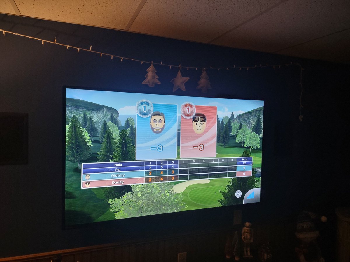WSCIowaDad's tweet photo. Nice 3-hole matches with OldGuy today.  #WiiSportsClub #WiiU https://t.co/layylwAFvy