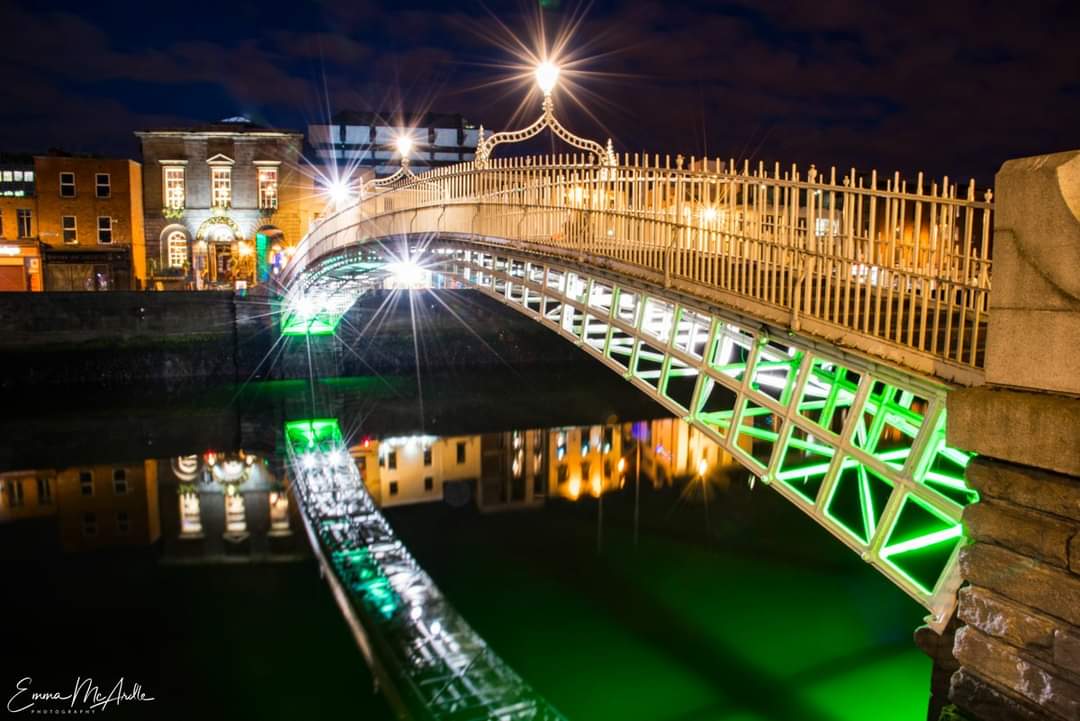PhotosOfDublin's tweet image. Happy St. Patrick's Day 🇮🇪

Hope everyone's enjoying the celebrations 💚

📷 @McArdlePhoto