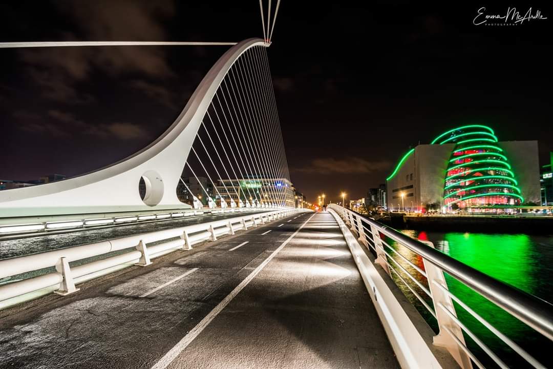 PhotosOfDublin's tweet image. Happy St. Patrick's Day 🇮🇪

Hope everyone's enjoying the celebrations 💚

📷 @McArdlePhoto