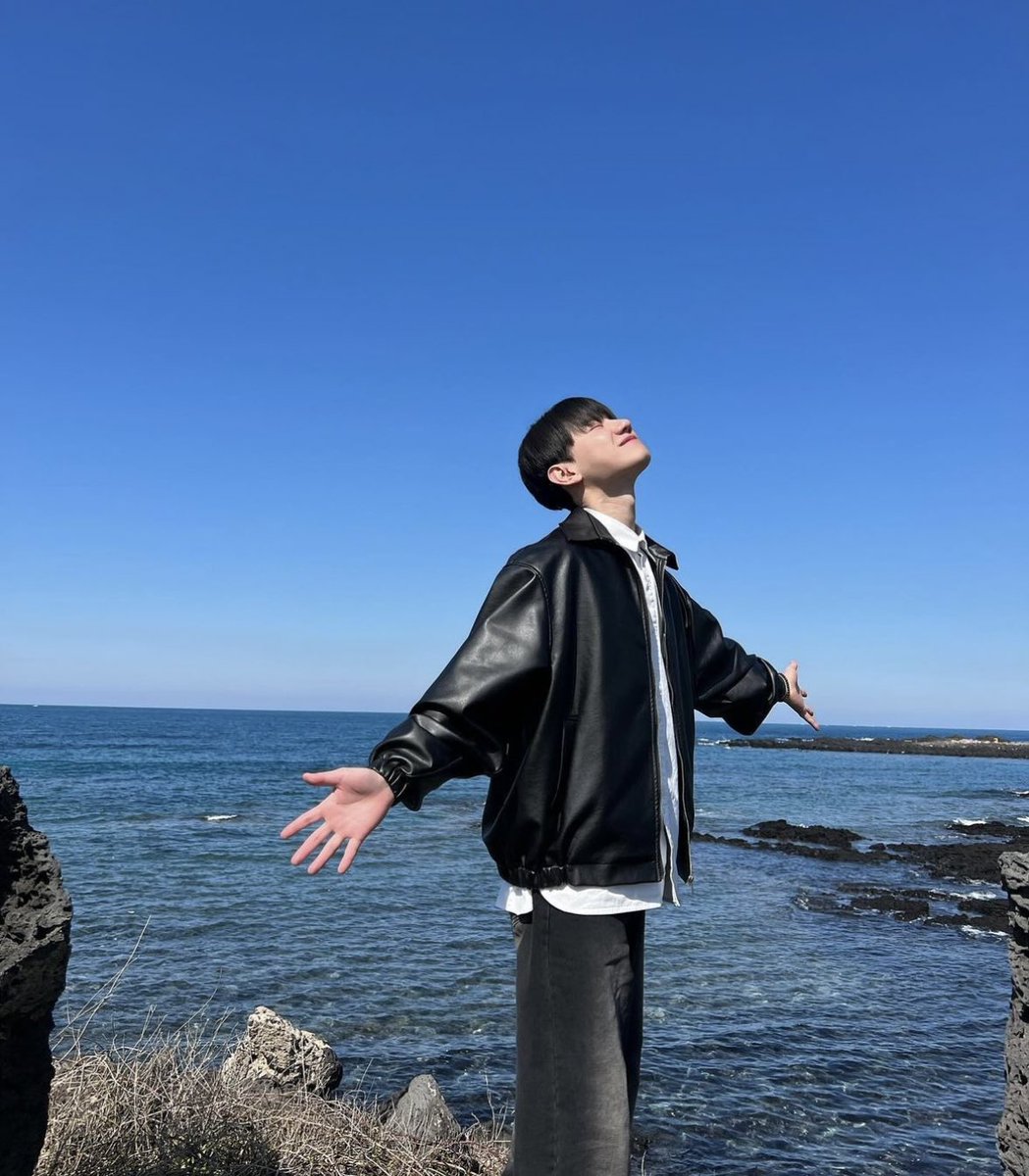 mitcheoji's tweet photo. 240313 ig: joyonggeun_
1/2

capital travel day 1

#joyonggeun #조용근 https://t.co/eEtanH8NNx