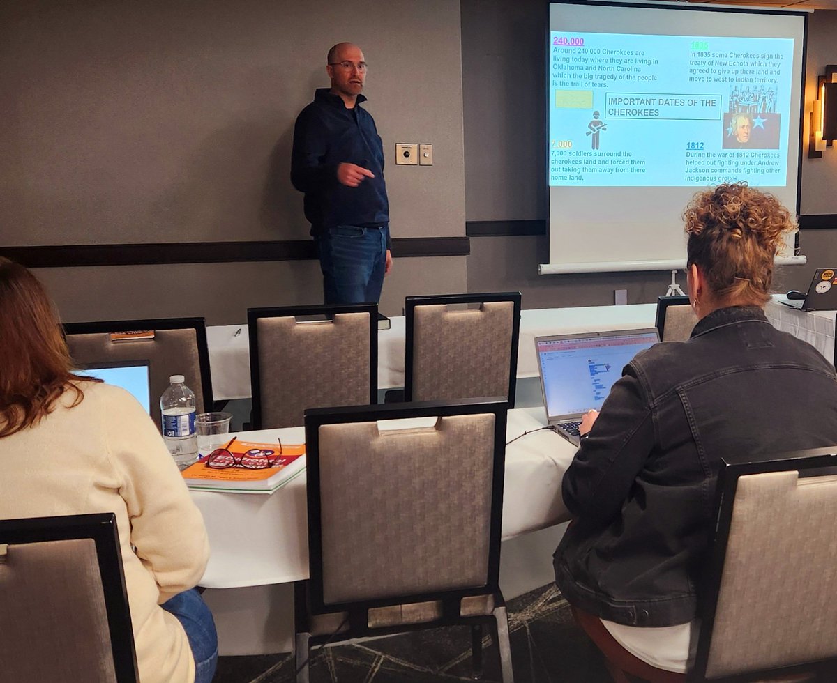 Demonstrating how numbers can be used to support a claim. @moler3031 in our @eduprotocols workshop at @WCSS1 annual #WCSS24 conference. The power of #SocialStudies with #EduProtocols.