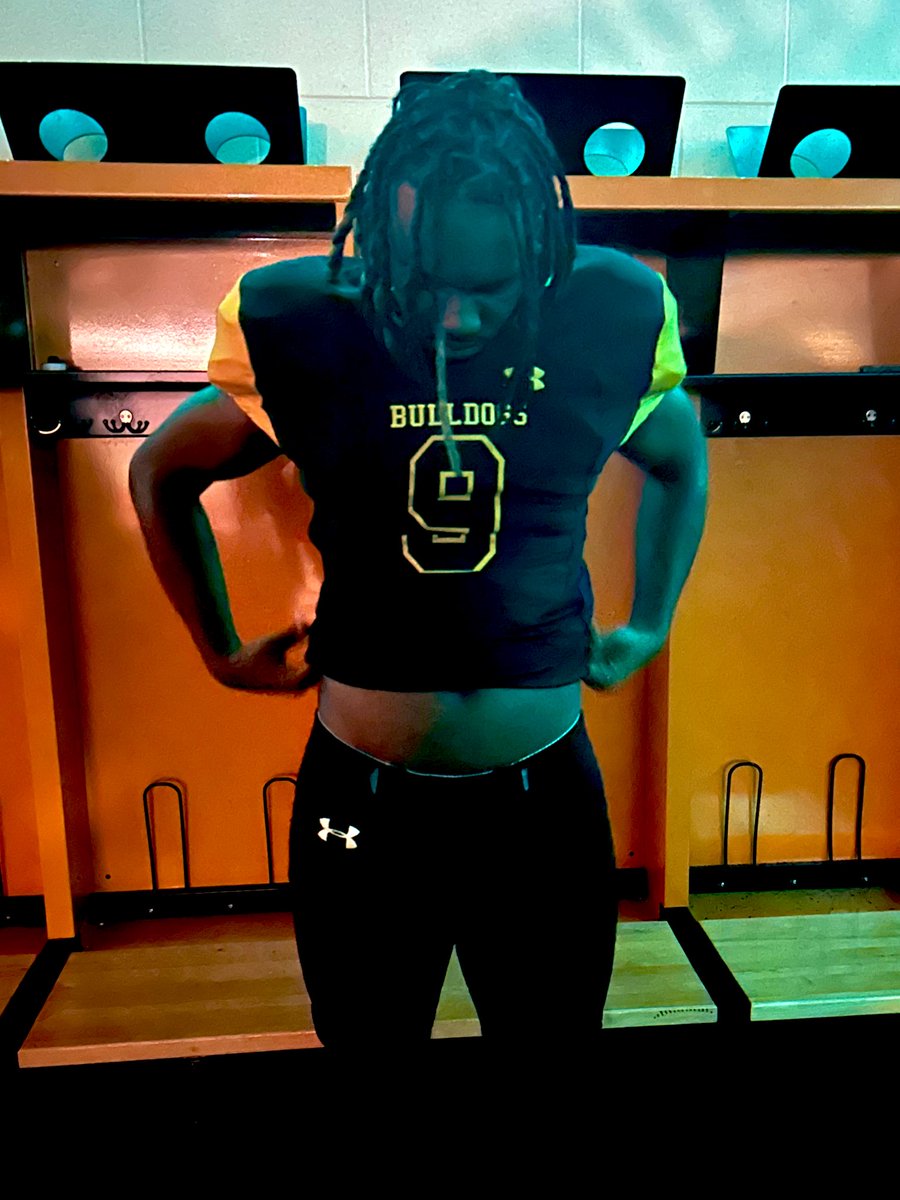 Had a Great visit at Adrian yesterday! Thanks for having me out! <a href="/CoachKnollman/">Alex Knollman</a> <a href="/AdrianCollegeFB/">Adrian College Football</a> <a href="/CoachLeek0404/">Coach Edwards</a>