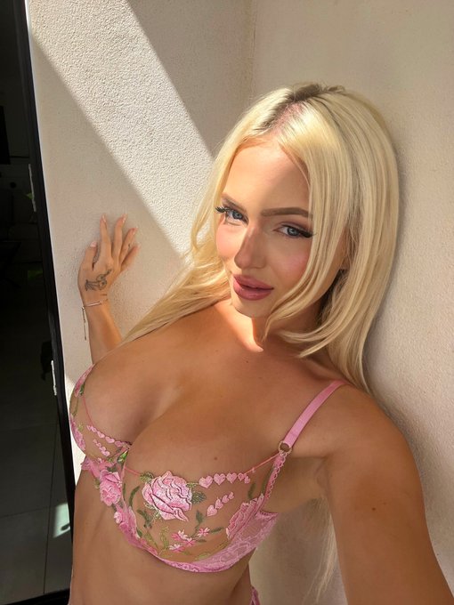 Hi x https://t.co/Blk34xohlp