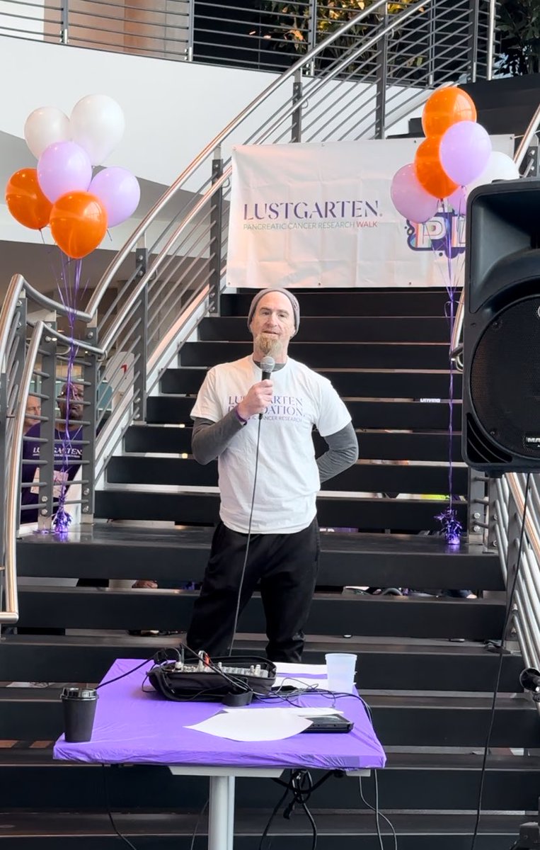Shared a message of gratitude, hope, and service at ⁦@lustgartenfdn⁩ event today.  I’m alive today because of those who served before me.  #FindACure