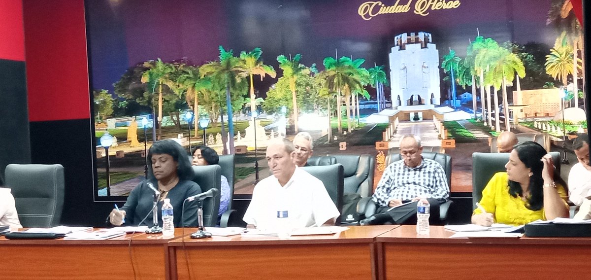 Se desarrolla en #SantiagoDeCuba el Pleno del Comité Provincial del <a href="/PartidoPCC/">Partido Comunista de Cuba</a> , entre los temas que evalúan en su agenda de trabajo está el papel del Partido en el cumplimiento del Plan de la Economía y  en el enfrentamiento al delito, la corrección y las ilegalidades.