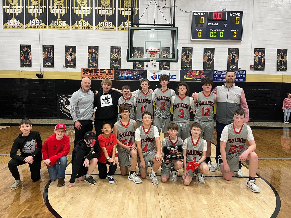 DylanRaines10_'s tweet photo. County tournament champions! Averaging 15pts a game and still rolling… https://t.co/gqQQDgmGCy