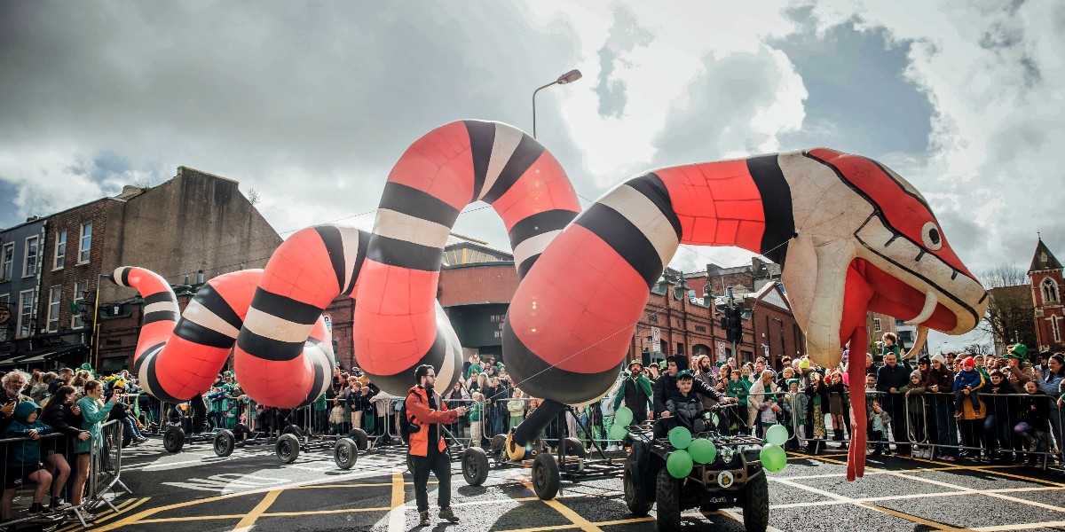 There was a different kind of energy buzzing through Limerick's streets today ✨☘️! An estimated 50,000 people lined the streets of Limerick to enjoy the festivities and embrace all the Limerick St. Patrick's Day Parade had to offer!💚☘️ #LimerickStPatricksFestival