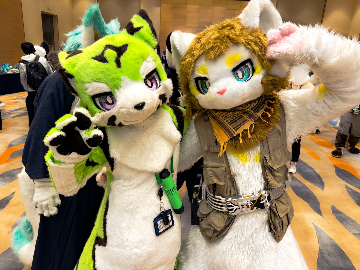 Motsen8's tweet photo. よかった！
ついに私のアイドルを捕まえました~
@zima030611
大満足~
📷:@Reno_0709 https://t.co/S0wNfvWV1w