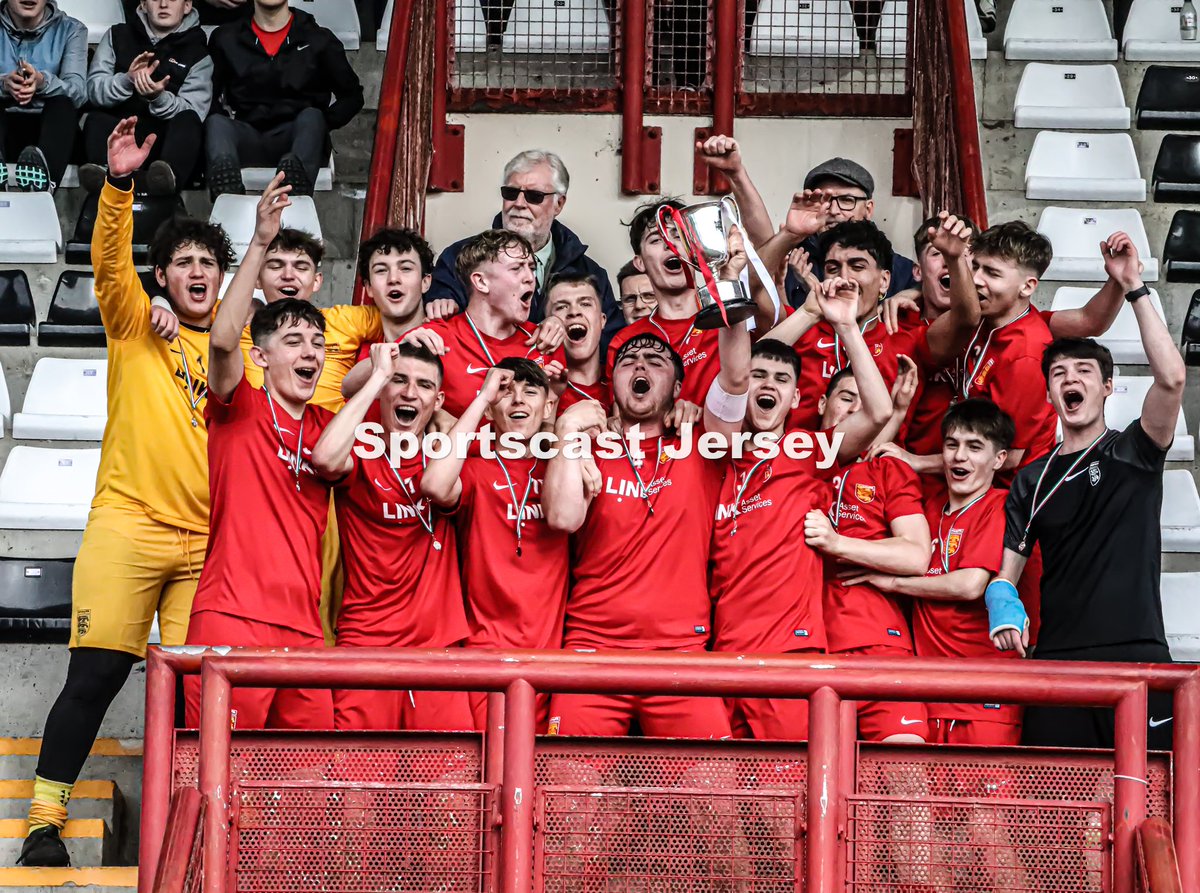 JerseyFA's tweet photo. U18 Muratti = Ours 🇯🇪

Things you love to see: https://t.co/mTYhmsbRxd