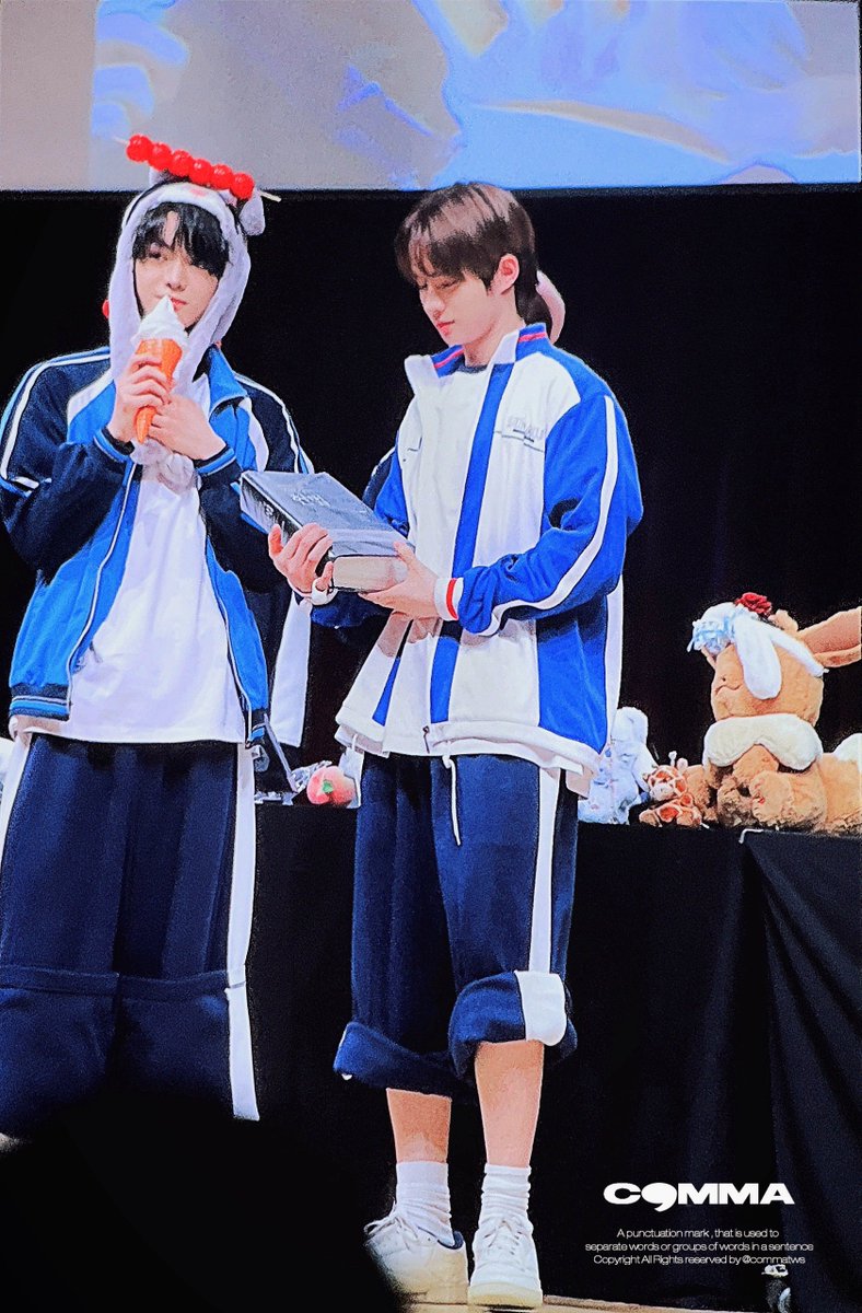 commatws's tweet photo. 240317
백수처럼 바지 걷어달라니까 두 쪽 다 걷어서
그냥 햄민이 체육대회가 되어���림 
#투어스 #경민
#TWS #KYUNGMIN https://t.co/lkUVKYpyxx