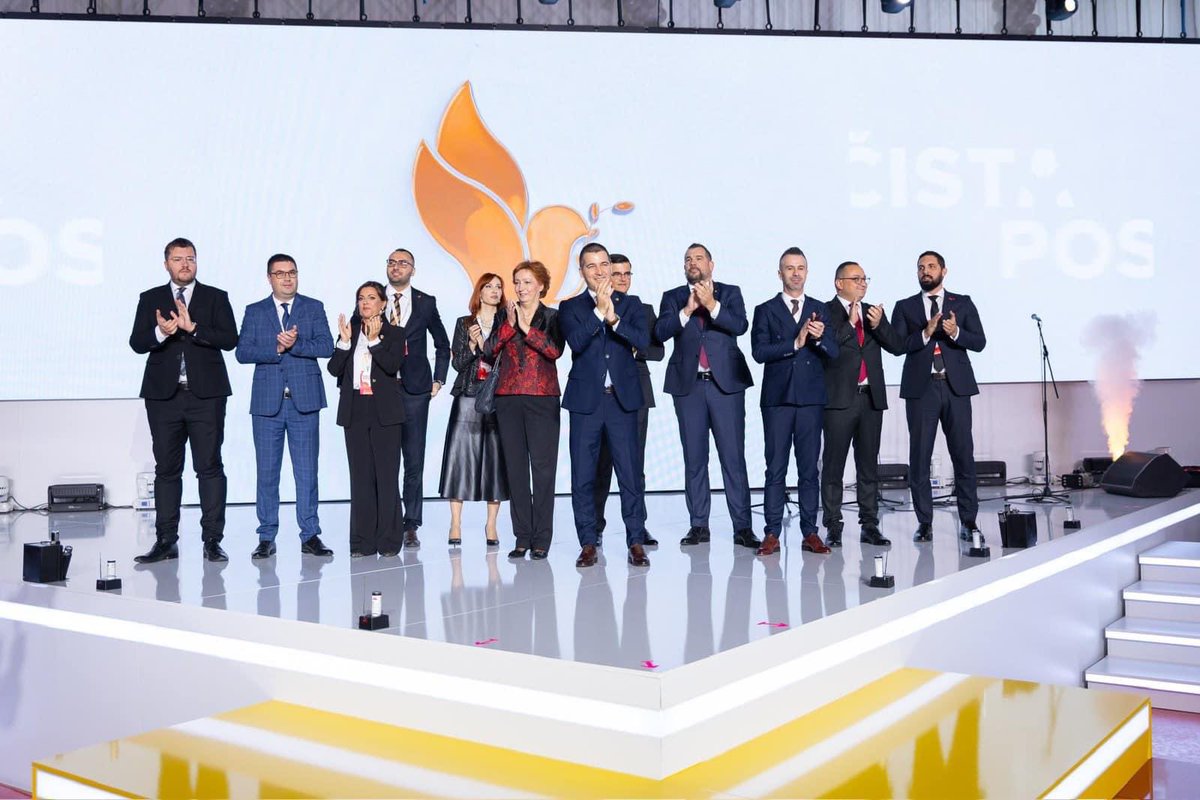 📢 Predsjedništvo Demokrata oročilo podršku vlasti do dobijanja IBAR-a. Nakon toga slijedi detaljno preispitivanje!