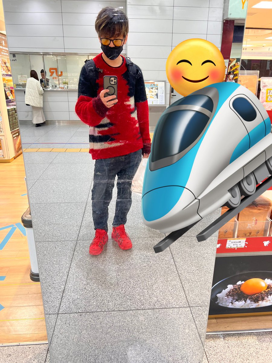 KT_fullmoon's tweet photo. 20周年ライブ‼️
最高でした☺️楽しかった😆
歌もダンスもMCも上手い流石🫶🏻
セトリも良かった✊🏻 ̖́-
次は6月‼️

…このセーター…分かる人おる？

#玉置成実 
#玉置成実_Focus https://t.co/0d03Y0oJvK