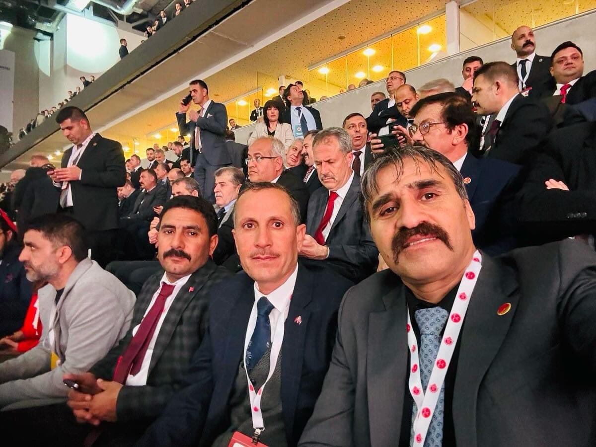 MHPcCceylanpinr's tweet photo. MHP 14. Olağan Büyük Kurultayımıza katılım sağladık.

Ülke İçin Var Olduk Bir Ülküye Yar Olduk ÜLKEYE SEVDA, ÜLKÜYE YEMİN.

Liderimizin önderliğinde
Otağımız şen, birliğimiz daim olsun.
#MHPcCceylanpınar https://t.co/UeEglrWW5G