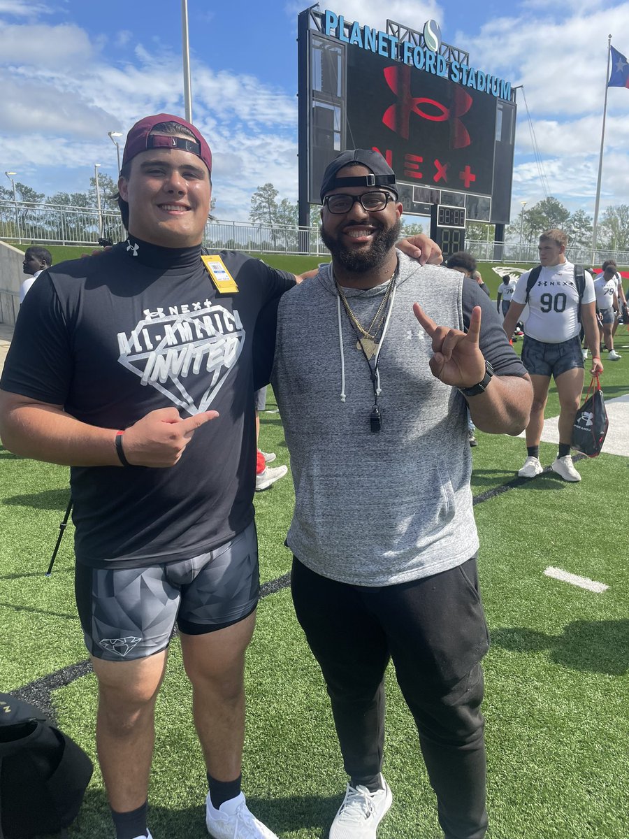 Blessed to be Invited to the UA All American Game!!! <a href="/samspiegs/">Sam Spiegelman</a> <a href="/MikeRoach247/">Mike Roach</a> <a href="/CraigHaubert/">Craig Haubert</a> <a href="/TheUCReport/">Billy Tucker</a> @SWiltfong247 <a href="/adamgorney/">Adam Gorney</a>