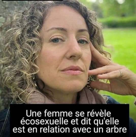 PACCALOUNET's tweet image. Faites gaffe
Elle va en faire une poutre pour se la pénétrer l'on ne sait dans quel orifice !
Encore un.e émasculeur.se
A ce degré de connerie, va savoir si c'est un homme, une femme, une mixte ci-genre, pri-genre, dégenré, ... ou même un extraterrestre. 😎
TransMtF