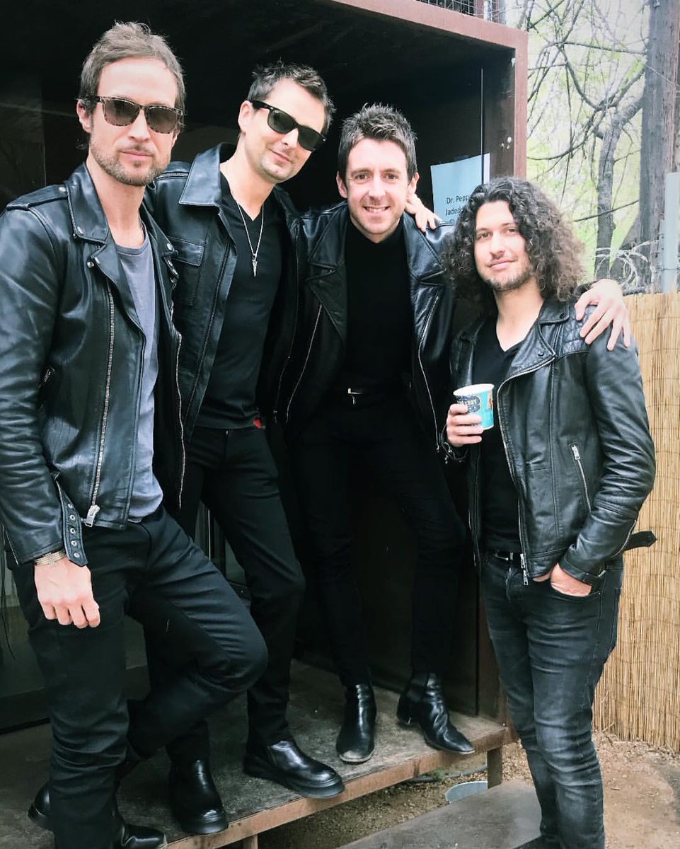 maria_nero's tweet photo. Mar 17 2018 #JadedHeartsHistory @thejadedheartsclub played the Rachel Ray Feedback at Stubbs BBQ for @sxsw
#jadedheartsclub #MattBellamy #MilesKane #JamieDavis #AnthonyDeane #SeanPayne #IlanRubin #ChrisCester https://t.co/M2y3lbKkGh
