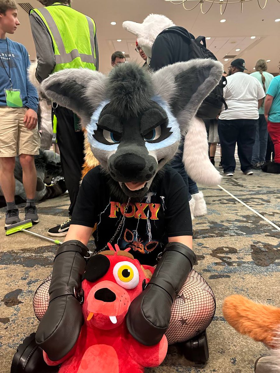 Apexyotie's tweet image. Tff was great! Was so fun seeing friends and meeting others 💕 
Thanks for the memories ~
#TFF2024 #TFF24