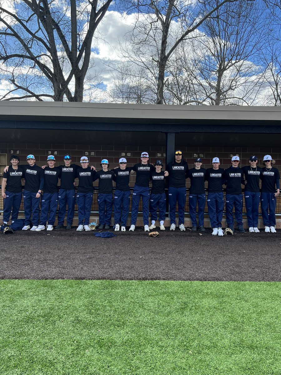 LHSCoachConn's tweet photo. Lancaster Baseball Club FREE clinic!!! Our varsity players were excellent in their stations &amp; young guys brought the energy! Thank you to everyone who came out! #GalesBaseball #DDS https://t.co/u45cIbaXT0