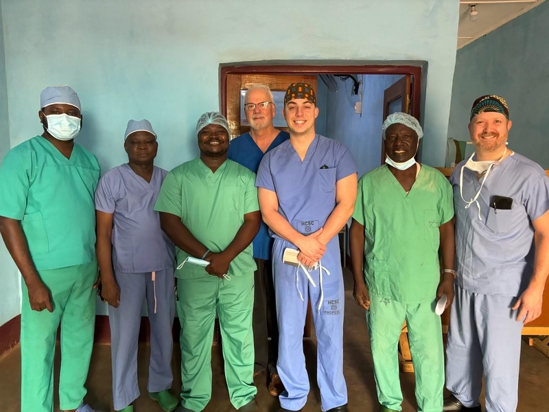 ThreeStrandsOrg's tweet image. Incredibly thankful for the #doctors &amp;amp; #surgeons in this picture. They did many surgeries earlier this month, &amp;amp; scheduled more to come! 72 surgeries will have been paid for &amp;amp; completed for those who otherwise could not afford it!  #threestrands
#CentralAfrica #medicalmissions