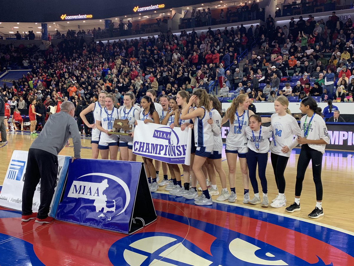JeffreyJMarsden's tweet photo. Congratulations to our Girls Hoop! State champs! @mnick40 #medfieldps #letsgo https://t.co/5YXH61TeJj