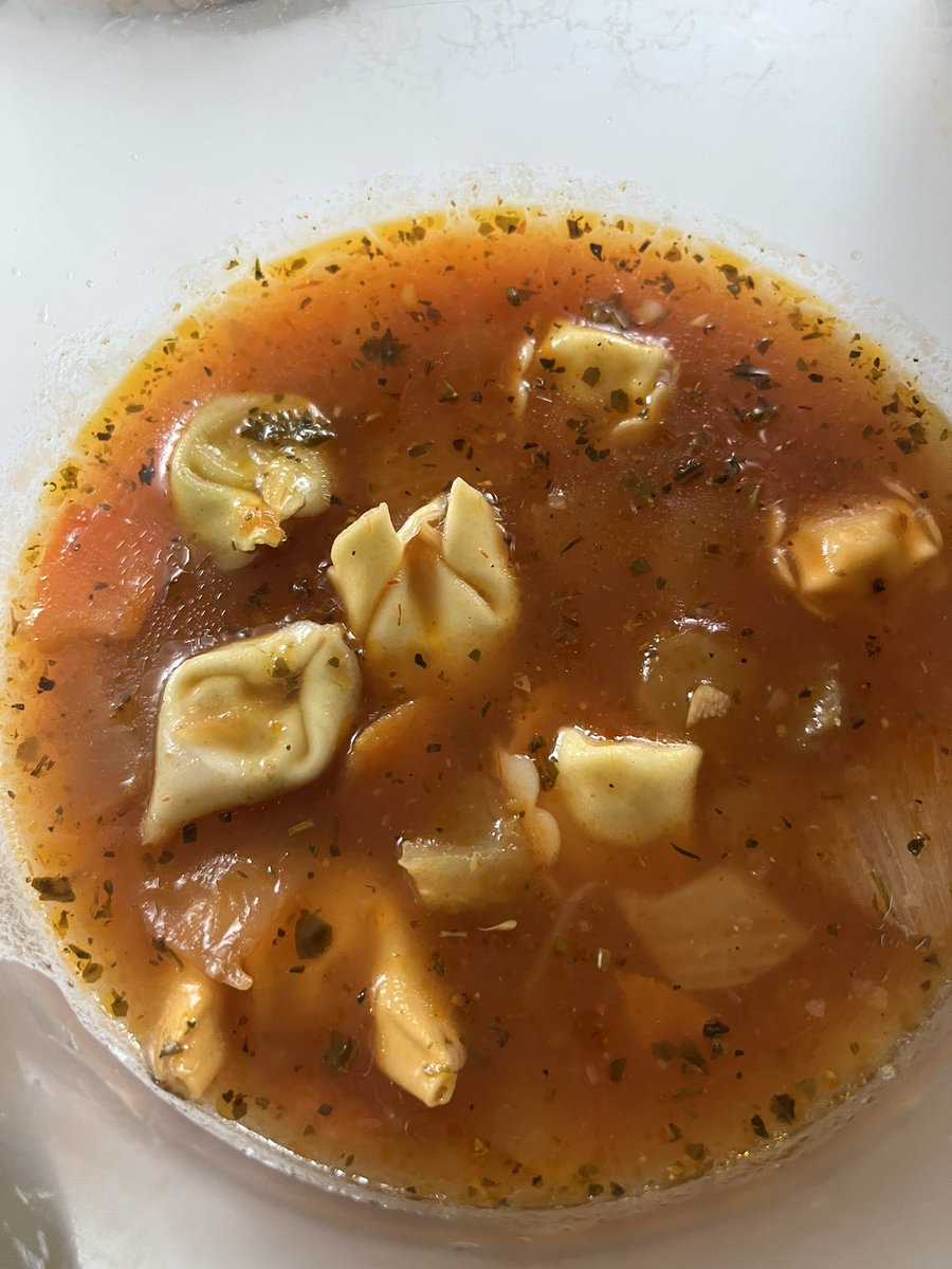 MealsWheelz's tweet photo. This is what Yew &amp; Aye made for the Wednesday Lenten soup-supper on Deacon’s Night — on the Wednesday before I left for Boston… 

#StPatricksDay #SaintPatricksDay #StPaddysDay #Family #FACup #soup #saint #saints #sundayvibes #sunday #nuns #italy #soul #food #love @AndrewSacks13 https://t.co/vGL3wfDTj7