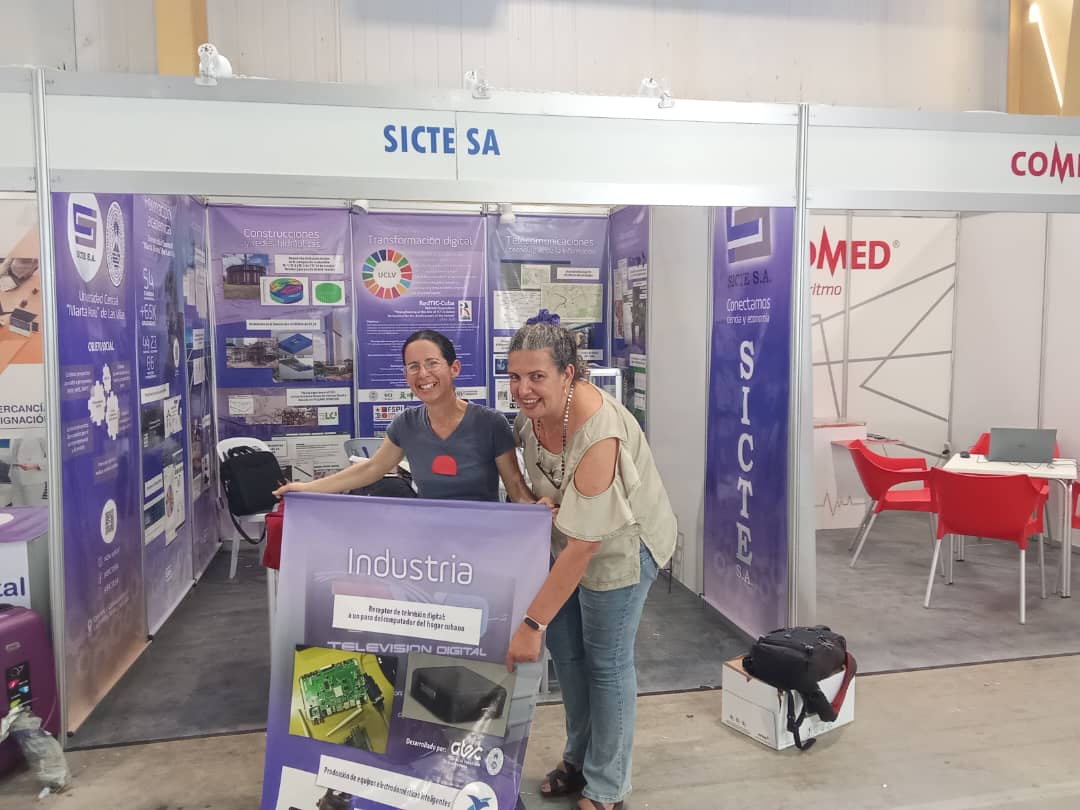 La empresa @SICTESA de la #UCLVnuestra ya tiene listo su estand para participar en #Informática2024 🫶👏