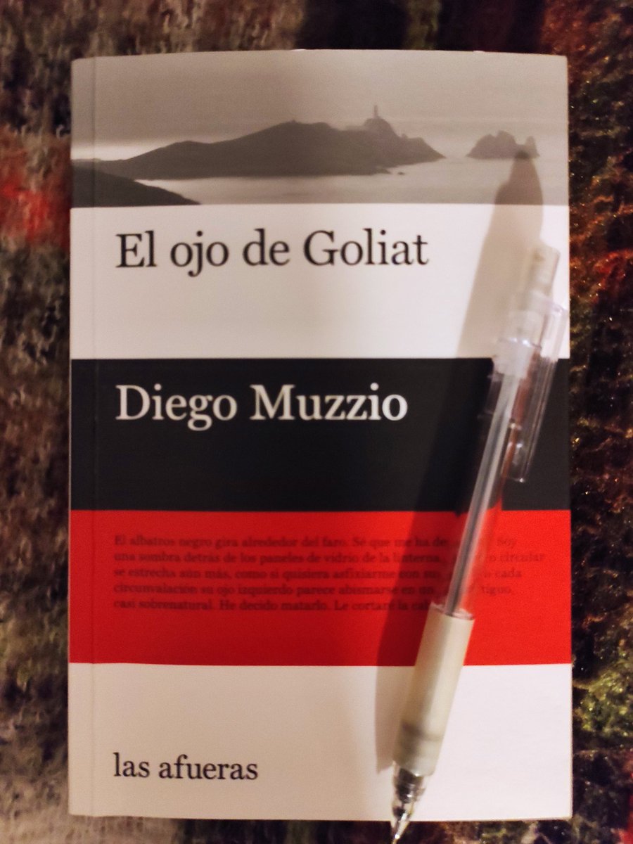 ladylibrorojo's tweet photo. Escribe #DiegoMuzzio en #ElOjoDeGoliat que en la carpintería de la cárcel de Ushuaia (1922) los presos construyen sus propios ataúdes.
#boom 💥 https://t.co/8ZWAo2b6MT