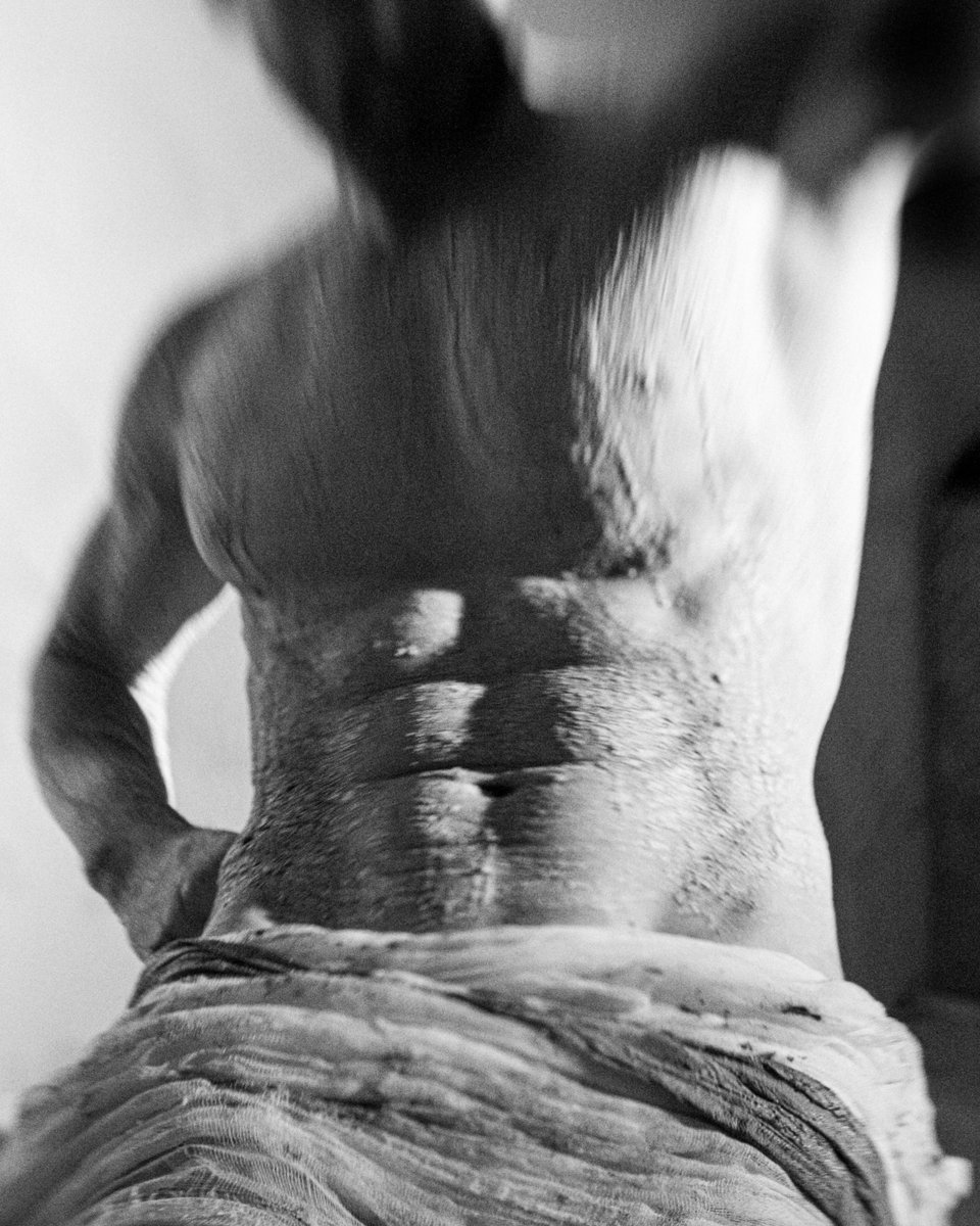 Dmytr0_sh's tweet photo. “Chiseled”
Model Demi
Рубрика естетичний #хтивийпонеділок
#sexymonday
#portraitphoto #portraitphotography #photoportrait #photographyportrait #portraitfromphoto https://t.co/c7Tf9cYg2K