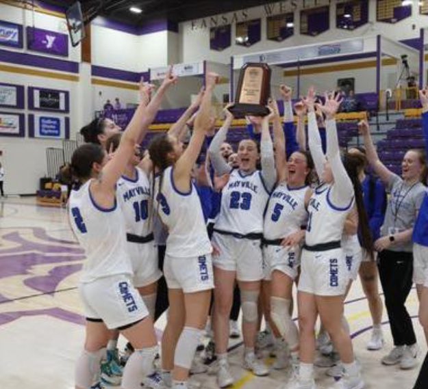 CometsWBB's tweet photo. We wanted to take this moment to say “THANK YOU” to everyone that has supported us both near and far. We had a GREAT crowd down in Salina and had a couple of great watch parties both on and off campus. We are blown away by all of the support. COMET NATION IS THE BEST NATION!!!! https://t.co/lLftOX0t1T