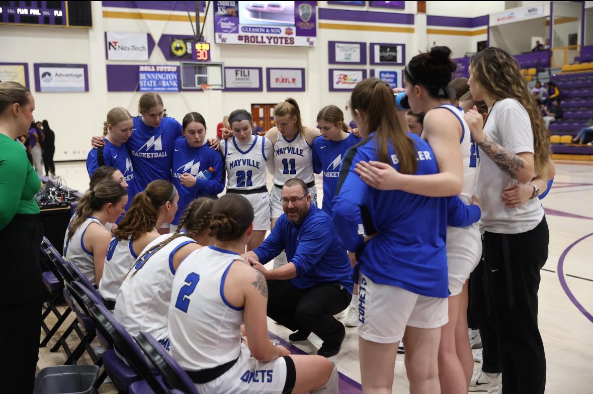 CometsWBB's tweet photo. We wanted to take this moment to say “THANK YOU” to everyone that has supported us both near and far. We had a GREAT crowd down in Salina and had a couple of great watch parties both on and off campus. We are blown away by all of the support. COMET NATION IS THE BEST NATION!!!! https://t.co/lLftOX0t1T
