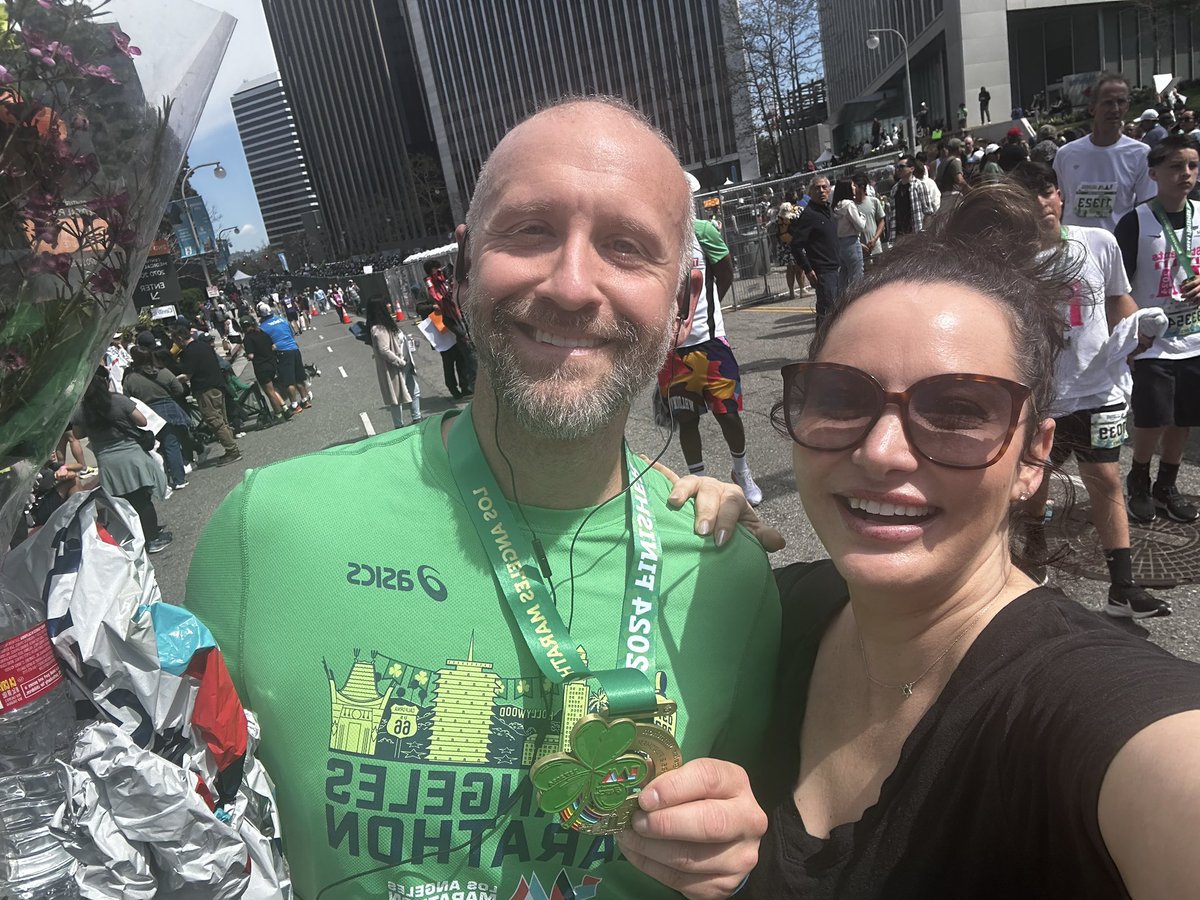GinaGrad's tweet photo. Hey @VinnieTortorich. You’ll be pleased to know that all Andy has had to eat today are several of your nut butters and 2 lettuce-wrapped #FiveGuys burgers. 🍔❤️ https://t.co/evCAWoWZx7