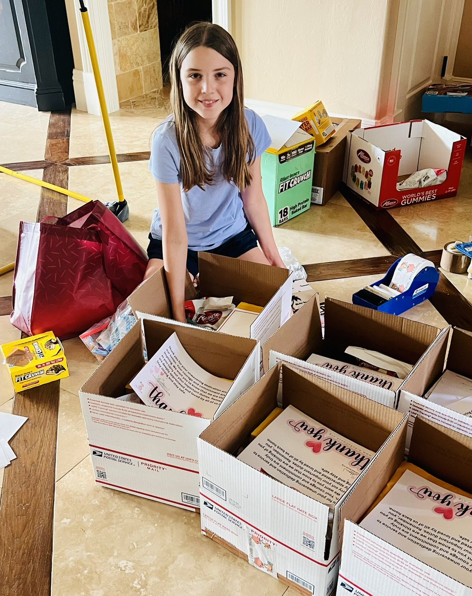 Kidz4aCause's tweet photo. Ten boxes to be shipped tomorrow to the sailors deployed aboard @TheCVN69! Let me know if you want to help! Thanks @RobertIrvine, #misterbandana & everyone who keeps sending letters! ❤️Sutton #usseisenhower #kidscanhelp https://t.co/oHro7I2J8W