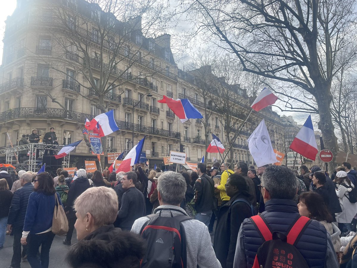 “It’s not a Paris visit if you don’t get delayed by a demonstration!” -@DavidPhilippy (we didn’t join this one though, calling for Frexit…)