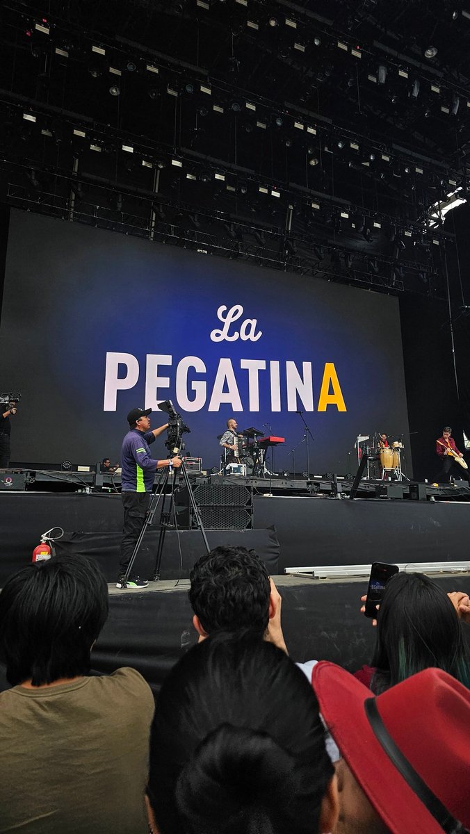 Diemsaor's tweet photo. Estuvieron increíble!! @lapegatina
Gracias por traer la fiesta al #VLINDIO24 https://t.co/r3PEUQX90O