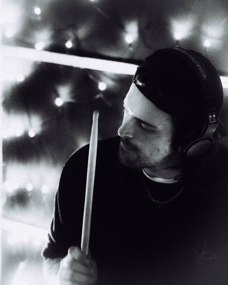 saveustheband's tweet photo. Weekend of creation 🥁 

📸 Luke Shadrick https://t.co/3M8Vzx2zg4