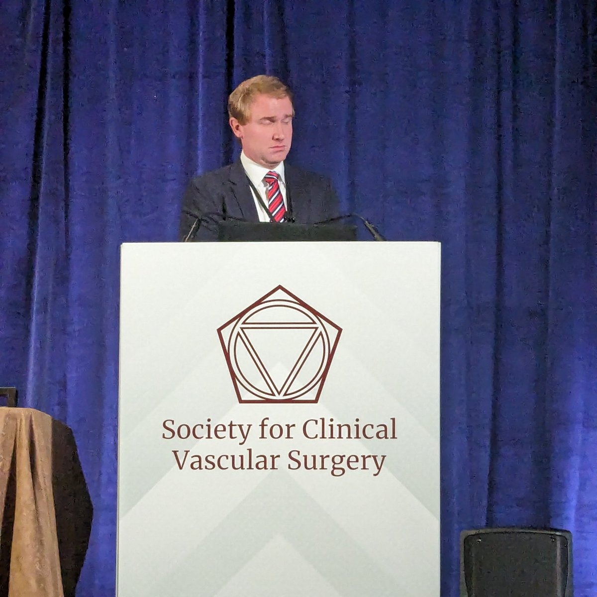#SCVS2024: Implementation of a statewide EVAR surveillance program improves long-term follow-up and survival, a Michigan research group found. Presented by Frank Davis <a href="/UMichSurgery/">Michigan Surgery</a>  <a href="/SCVS1969/">SCVS</a>