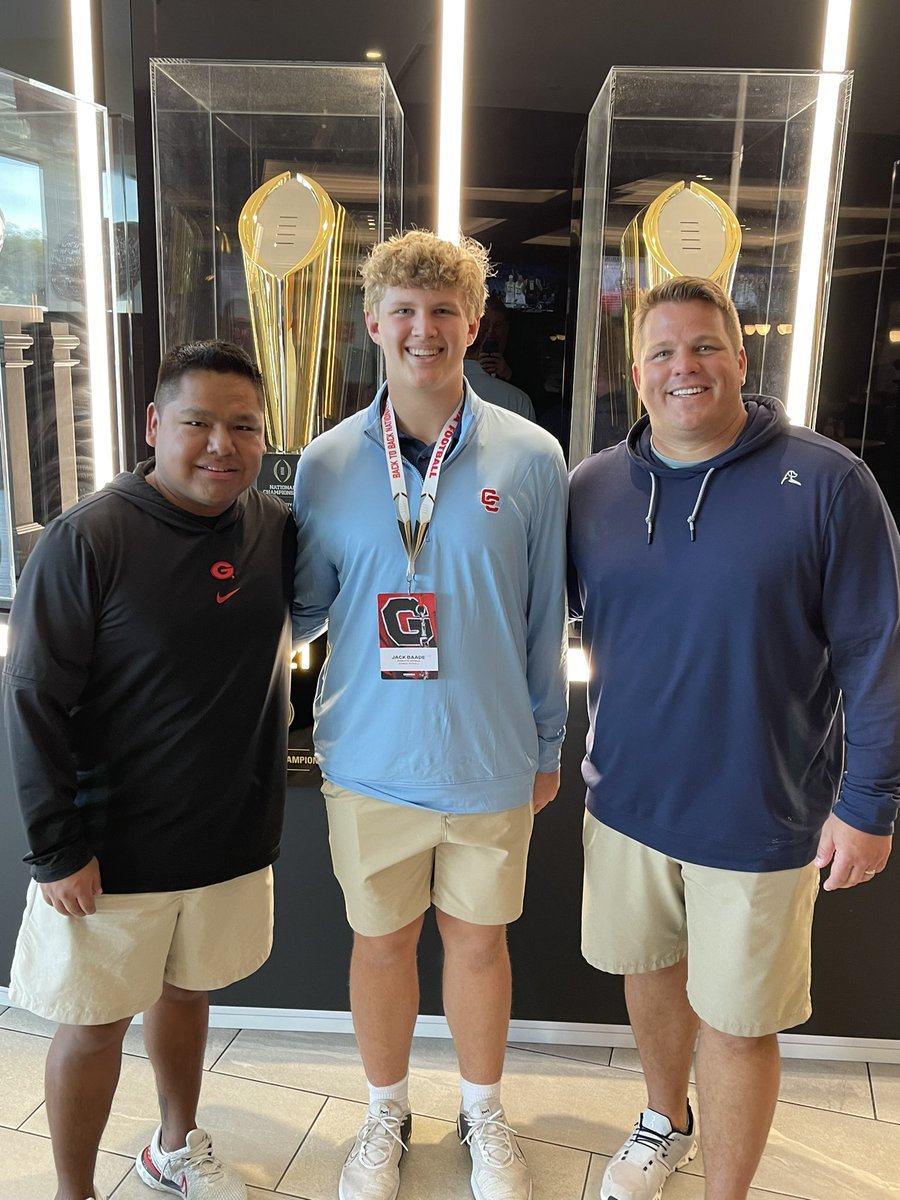 Awesome day in Athens. Great coaches, great facilities, great guys! Thank you @Kirk_Benedict , @Coach_King01, and @a___ray for the opportunity to experience spring practice at Georgia. Go Dawgs! @CMontgomeryLS @DanOrnerKicking @Catholic_FB