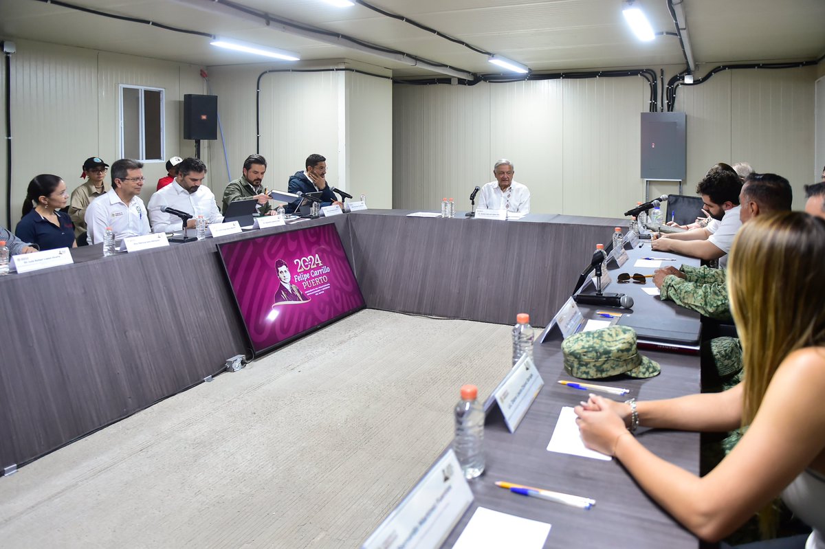 lopezobrador_ tweet picture