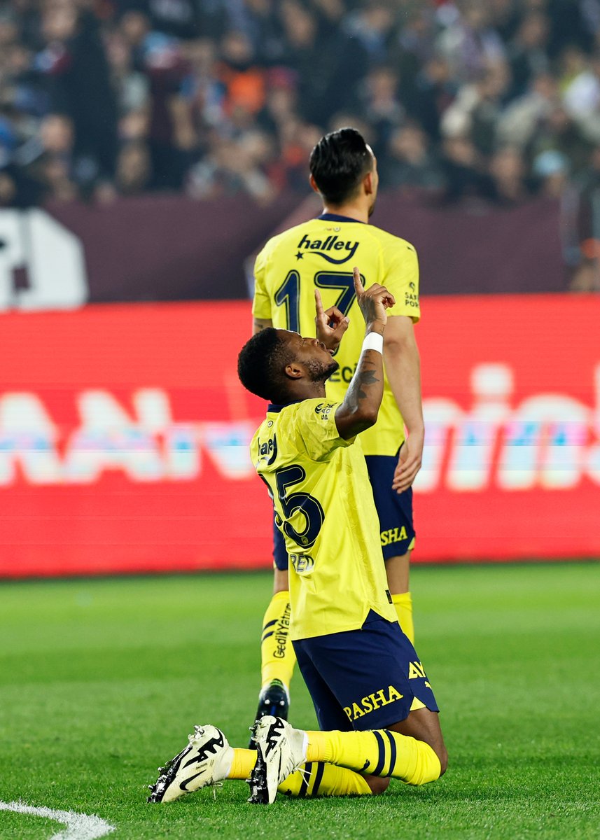 Fred, çok uzaklardan ağları sarstı! 🔥