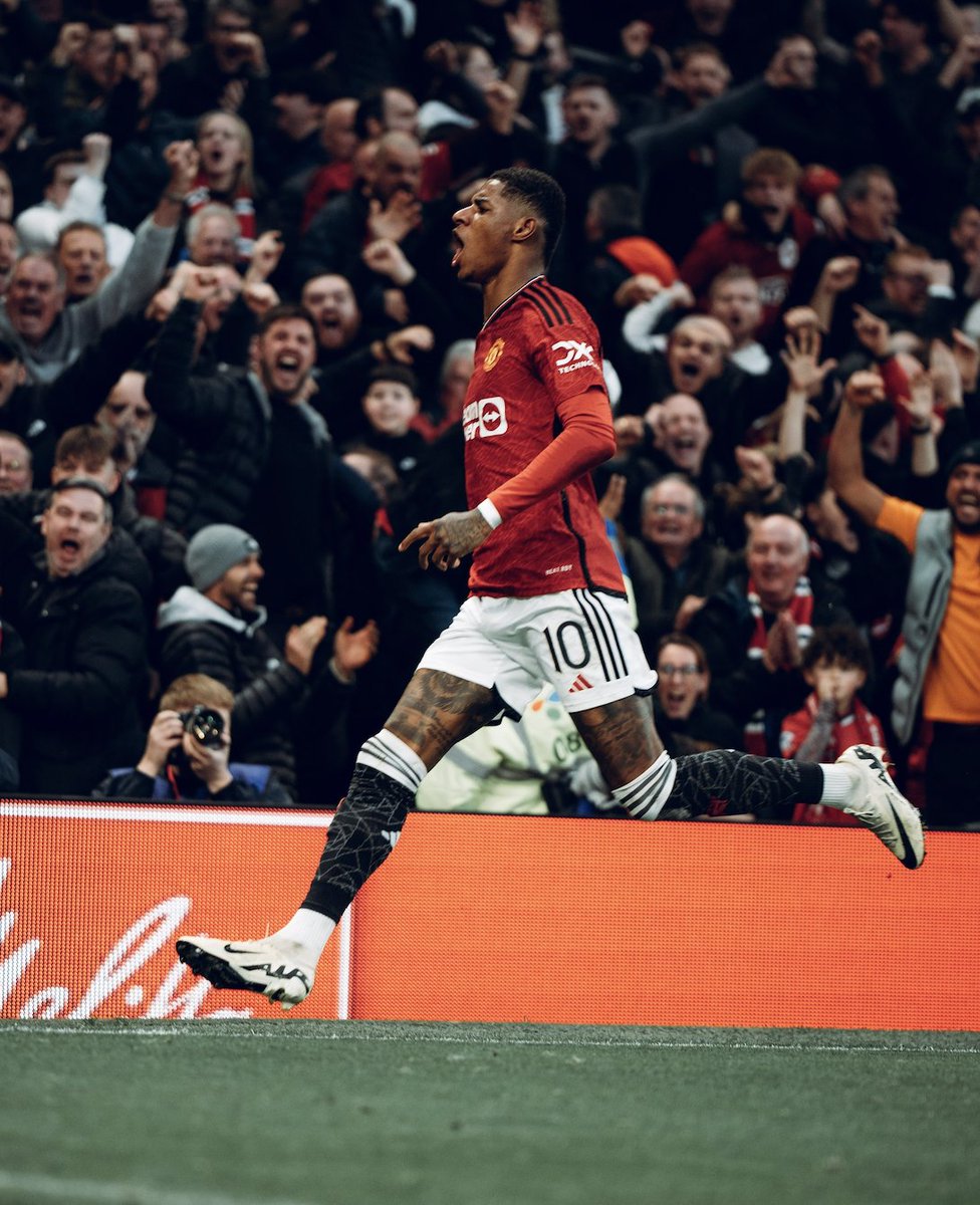 FT ('120): Manchester United 4-3 Liverpool. MANCHESTER UNITED ELIMINATE THEIR RIVALS AND WILL TRAVEL TO WEMBLEY! 🔥🔥🔥