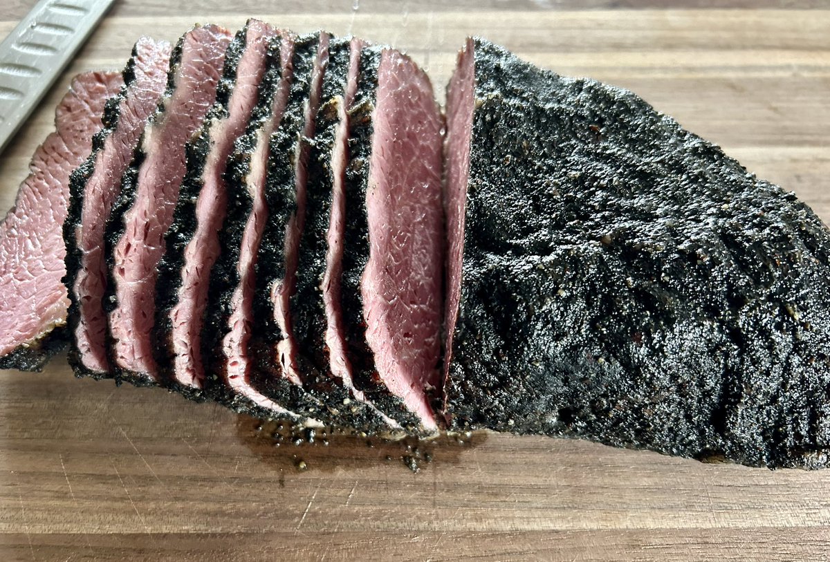 JpApproved's tweet image. Smoked corned beef for St. Patty’s day ☘️ @yodersmokers #whyiyoder #yodersmokers