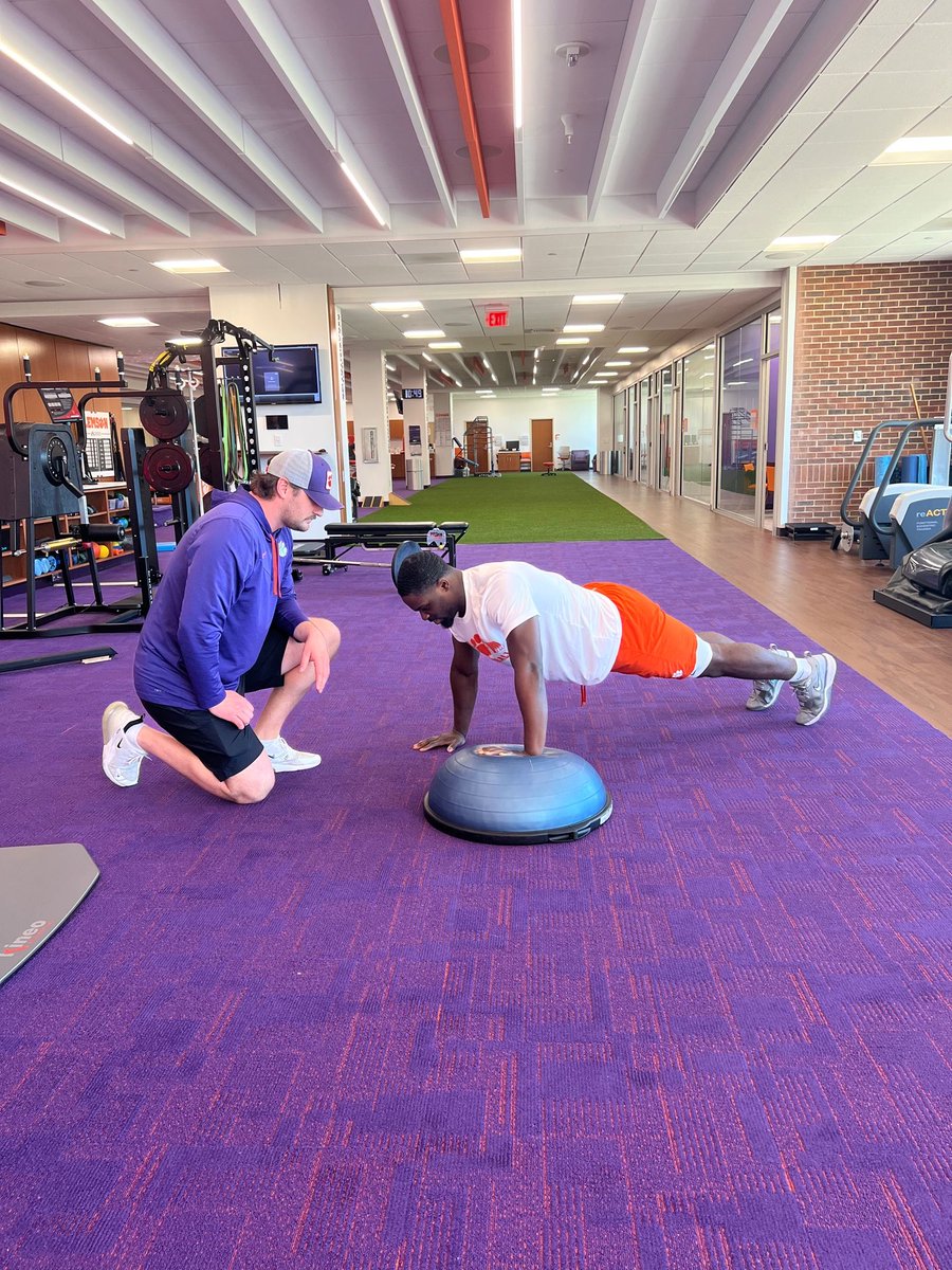 Shoulder: In order to get athletes back to sport, we need to be creative and find ways to simulate “hitting and punching”. When working with football athletes we love utilizing closed kinetic chain exercises in the later phases of rehab to prepare them physically and mentally