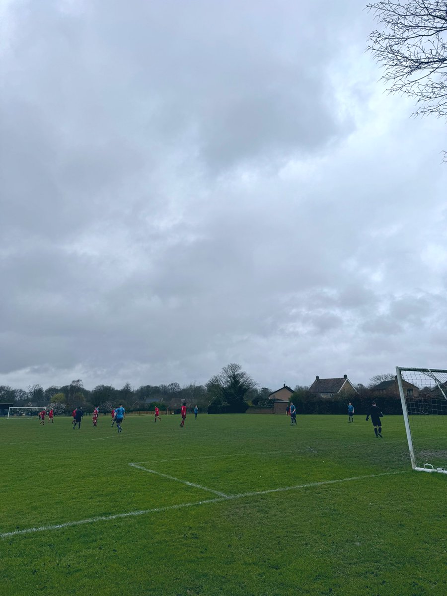 Coldhams Dons FC (@coldhamsdonsfc) on Twitter photo This morning’s cup semi final result:
Alma 3 - Dons 2
Alma came from behind twice to win it late on. Dons had looked comfortable with goals from Momoh and Adam A. Alma finished strongly to get the win and make the final.
A solid display in the middle from referee <a href="/easey04/">nick easey</a> This morning’s cup semi final result:
Alma 3 - Dons 2
Alma came from behind twice to win it late on. Dons had looked comfortable with goals from Momoh and Adam A. Alma finished strongly to get the win and make the final.
A solid display in the middle from referee <a href="/easey04/">nick easey</a>