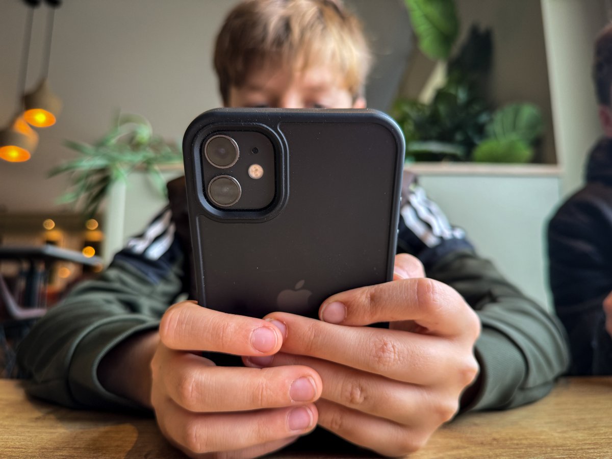 mevstige's tweet image. 🧠 Prioritize mental health of autistic youth without tech panic! Understanding technology&apos;s role is crucial for providing necessary support. #Autism #MentalHealth #TechnologyImpact 🌟