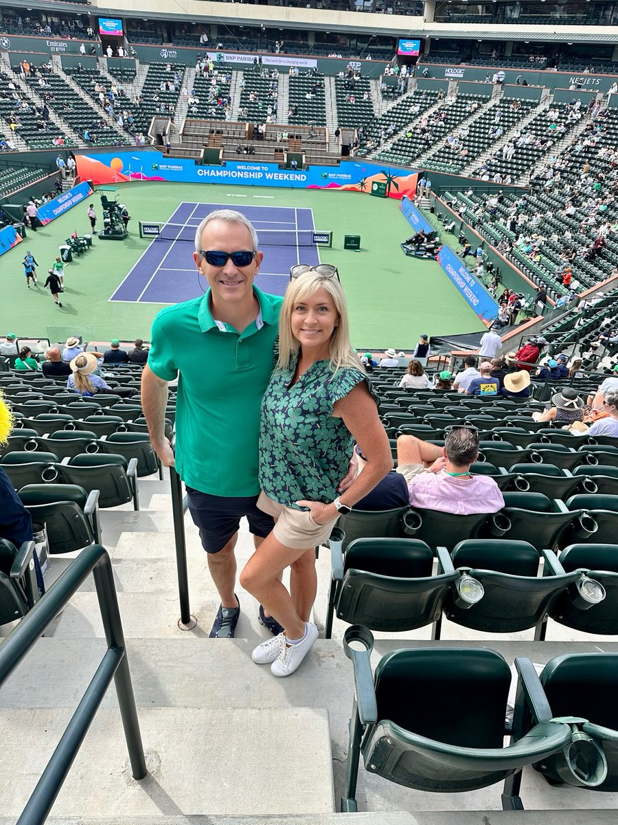 BradFDuncan's tweet photo. Thankful to have a weekend away with my bride and a chance to enjoy some great tennis. Look forward to the women and men finals today!

#TennisParadise
#indianwells 
#BNPParibasOpen https://t.co/xoUwvKsgcF