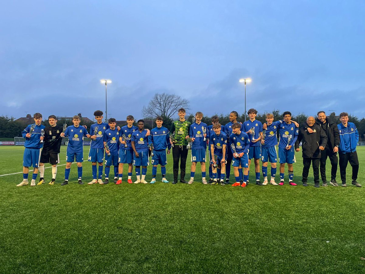 The U16s have done it! League Cup champions! An exciting game where the boys came back from a 2-0 defecit to win the game 4-1 on penalties against a strong Southbourne side! Congrats to @AndyFrankling and the lads on an excellent game! 📸 @McGuffin_Media
