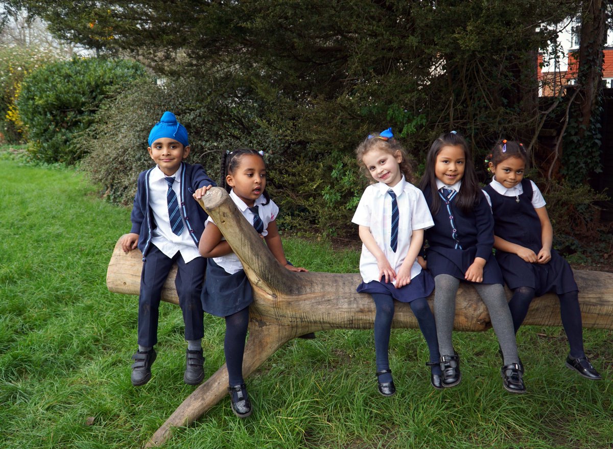 StLukesCESch's tweet photo. When fully grown, our new willow enclave will create a small shaded space in our #naturalthinkers #outdoorlearning area, which has three seated areas and tunnel. We are looking forward to all our learners using this space. Nursery were out weeding their and Reception's planters. https://t.co/xKS8fERerM