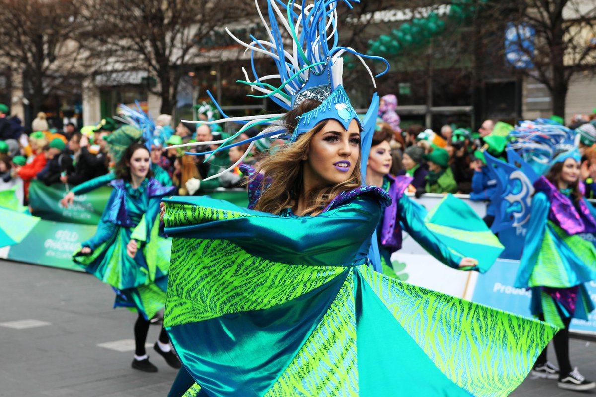 SwedishIrishSoc's tweet photo. Happy Saint Patrick’s Day Stockholm! Next year come and join us in Ireland as St. Patrick's Day is THE biggest celebration on the island of Ireland. From parades to festivals, art instillations to live performances, there is something for everyone.

#HappySaintPatricksDay https://t.co/zpOe5h2CER